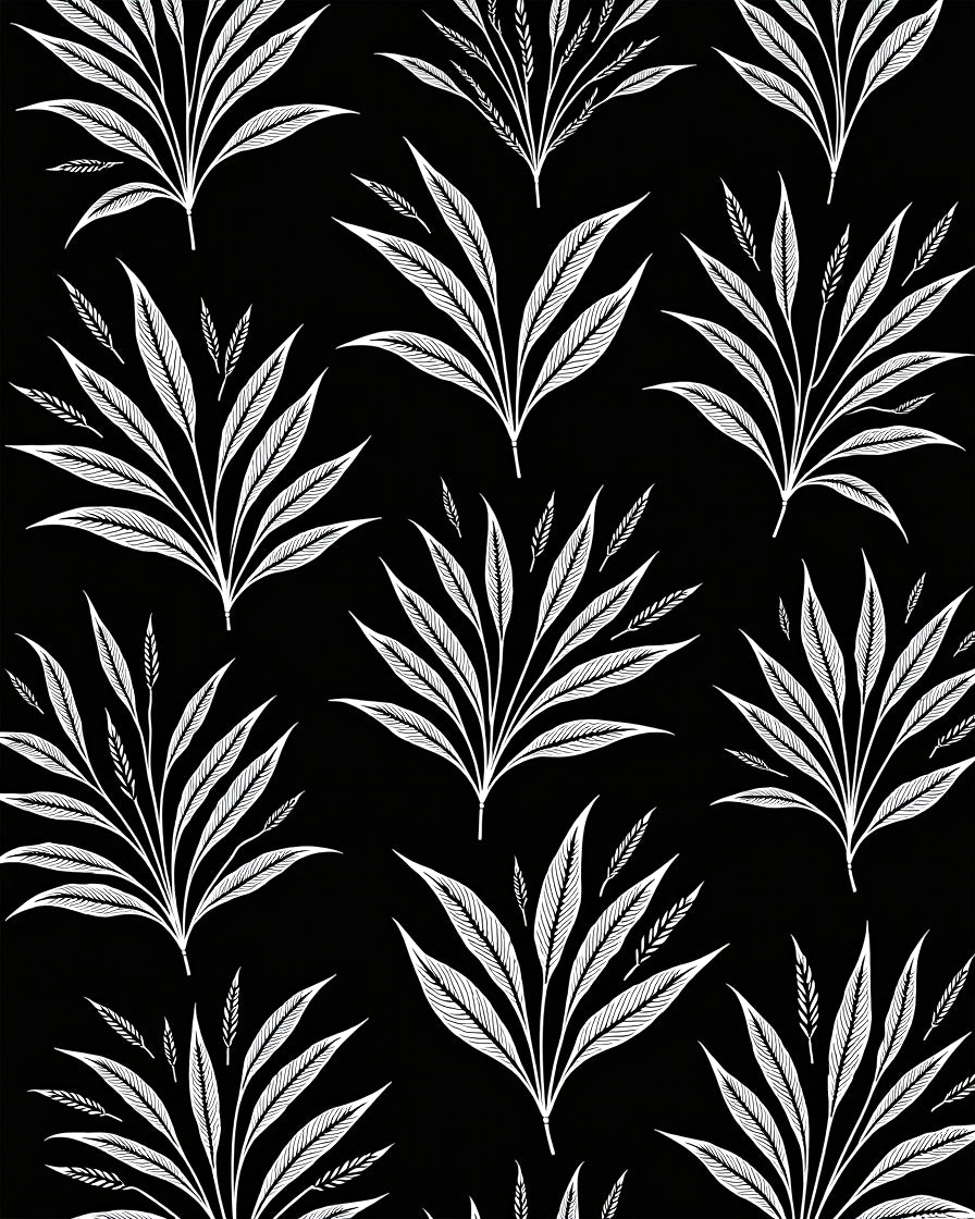 Elegant White Leaf Pattern Rug